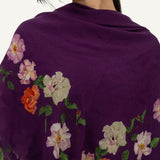 Carré Cenefa Rosas Berenjena Lana