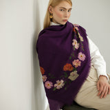 Carré Cenefa Rosas Berenjena Lana